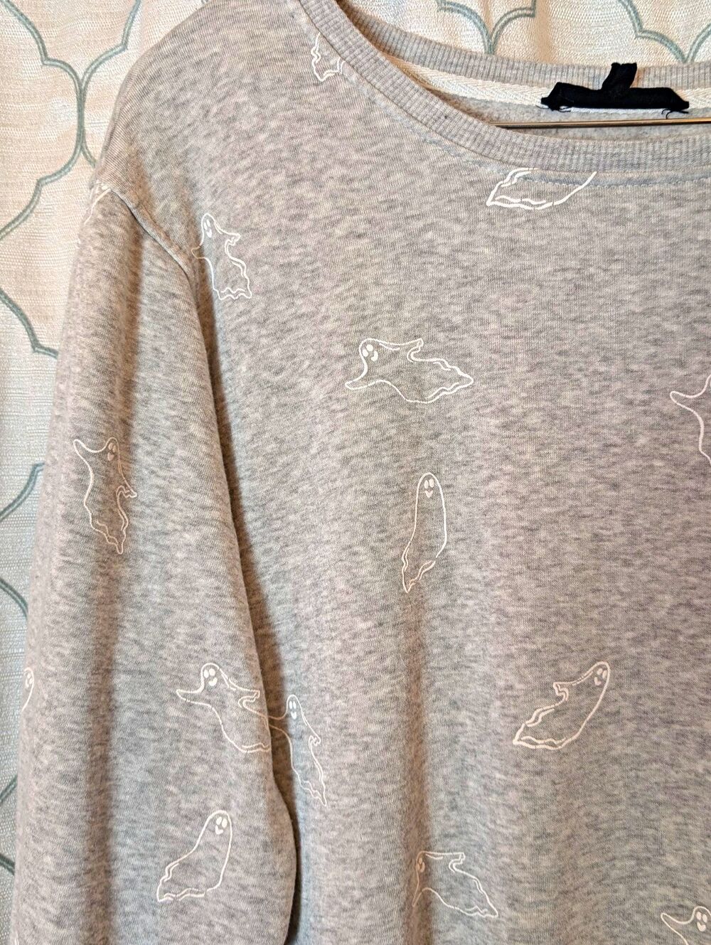 Fall/Halloween Jane + Delancey Ghost Crew Neck Sweatshirt 1X Plus Size